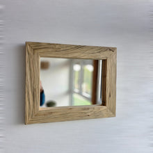 Altholz Spiegel S2358 antik Wandspiegel 42 x 52 upcycling nachhaltig Handarbeit Badspiegel Toilettenspiegel optik Alteiche