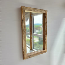Altholz Spiegel Loftspiegel massiv S2341 aus Gerüstbohlen Loft upcycling nachhaltig