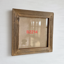 Rustikaler Bilderrahmen 30x30 cm aus sonnenverbrannten Stadelbrettern – Handgemachter Holzrahmen mit Glas & Rückwand – Vintage Bauernhaus Deko