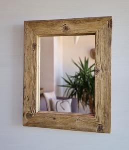 Altholz Spiegel S2102 antik Wandspiegel upcycling nachhaltig Handarbeit Badspiegel Toilettenspiegel optik Alteiche