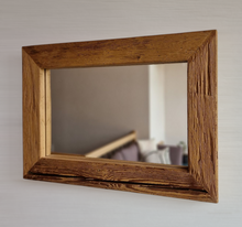 Altholz Spiegel  S2115 Alter Balken einer alten Bauernstube upcycling nachhaltig Badspiegel