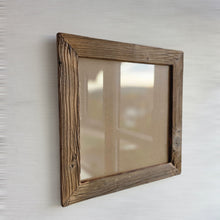 Altholz Bilderrahmen 40x40 cm rustikal, sonnenverbranntes Scheunenholz handgefertigt mit Glas, Vintage Fotorahmen Holz Unikat, Wanddeko B2531