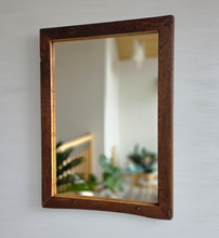 Altholz Spiegel S2265 Schminkspiegel 48 x 67  Badspiegel aus alter Kirchenbank von ca. 1750 Alteiche
