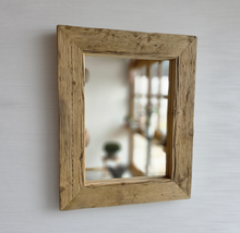 Altholz Spiegel S2264 antik Wandspiegel 42 x 52 upcycling nachhaltig Handarbeit Badspiegel Toilettenspiegel optik Alteiche