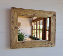 Altholz Spiegel S2102 antik Wandspiegel upcycling nachhaltig Handarbeit Badspiegel Toilettenspiegel optik Alteiche