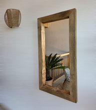 Altholz Spiegel S2208 antik Wandspiegel 100 x 54 upcycling nachhaltig Handarbeit Badspiegel Toilettenspiegel