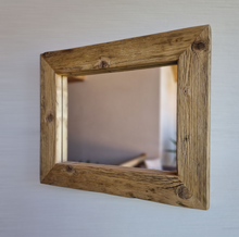 Altholz Spiegel S2102 antik Wandspiegel upcycling nachhaltig Handarbeit Badspiegel Toilettenspiegel optik Alteiche