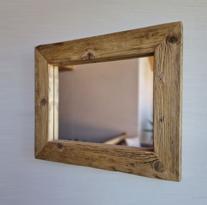 Altholz Spiegel S2102 antik Wandspiegel upcycling nachhaltig Handarbeit Badspiegel Toilettenspiegel optik Alteiche