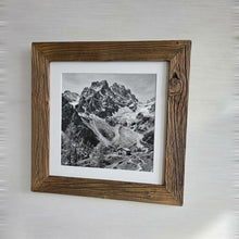 Altholz Bilderrahmen 40x40 cm rustikal, sonnenverbranntes Scheunenholz handgefertigt mit Glas, Vintage Fotorahmen Holz Unikat, Wanddeko B2532