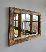 Altholz Spiegel  S2215 Alter Dielenboden einer alten Bauernstube upcycling nachhaltig Badspiegel Wohnspiegel Wandspiegel