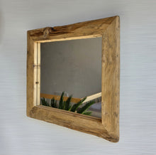 Altholz Spiegel S2325 antik Wandspiegel 53 x 60 upcycling nachhaltig Handarbeit Badspiegel Toilettenspiegel optik Alteiche