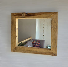 Altholz Spiegel S2325 antik Wandspiegel 53 x 60 upcycling nachhaltig Handarbeit Badspiegel Toilettenspiegel optik Alteiche