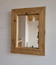 Altholz Spiegel S2143 antik Wandspiegel upcycling nachhaltig Handarbeit Badspiegel Toilettenspiegel optik Alteiche