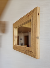 Altholz Spiegel S2143 antik Wandspiegel upcycling nachhaltig Handarbeit Badspiegel Toilettenspiegel optik Alteiche