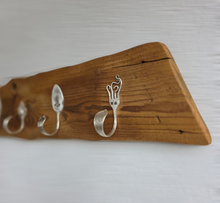 Garderobe Garderobenbrett Altholz alte Bretter Haken aus Silberbesteck