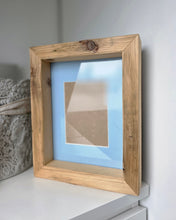 Bilderrahmen aus Altholz – B1665 Handgefertigt aus alter Gerüstbohle | Vintage Holzrahmen mit Glasfront & Passepartout