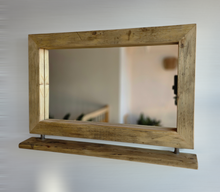 Spiegel aus Altholz mit Ablage |S2240 Wandspiegel Industrial | Handmade Spiegel aus Gerüstbohlen | Rustikales Unikat